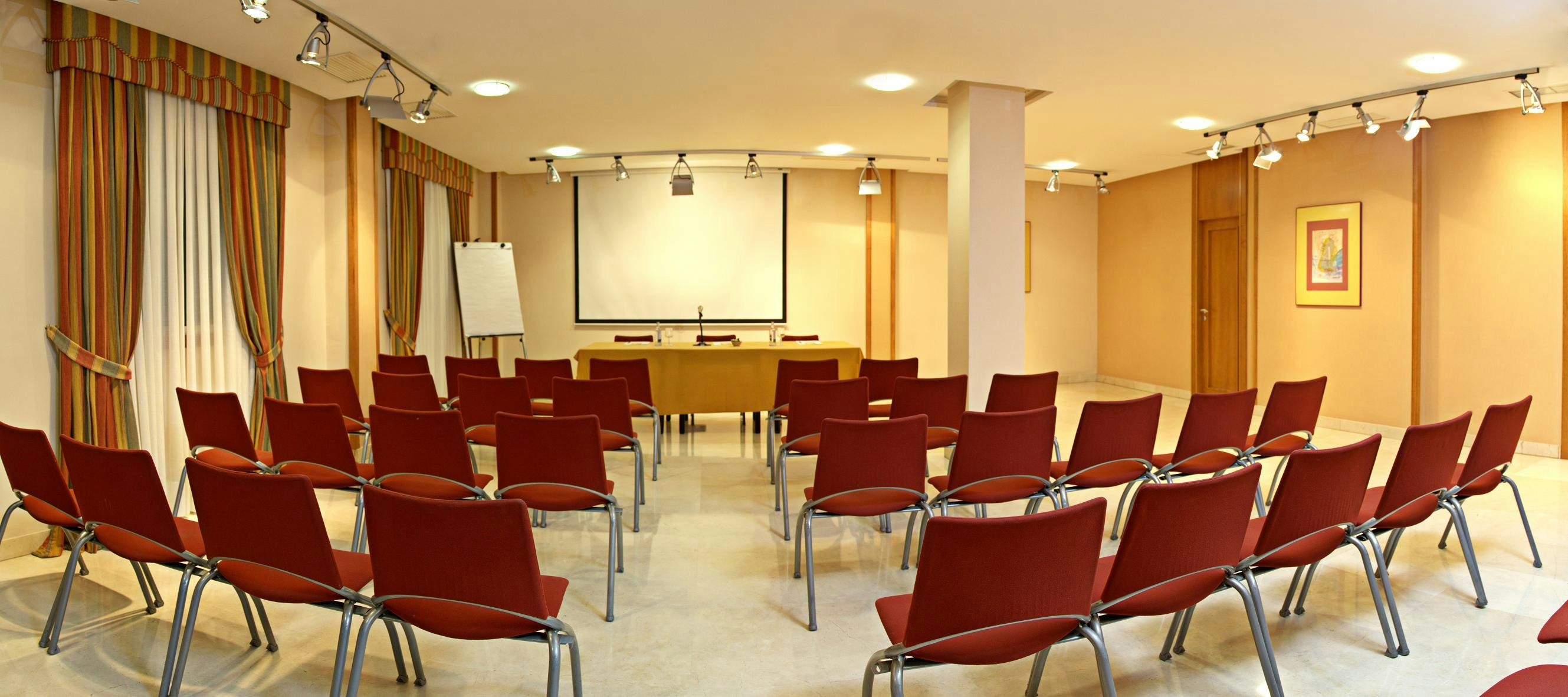 Hotel Sercotel Tres Luces 55/62