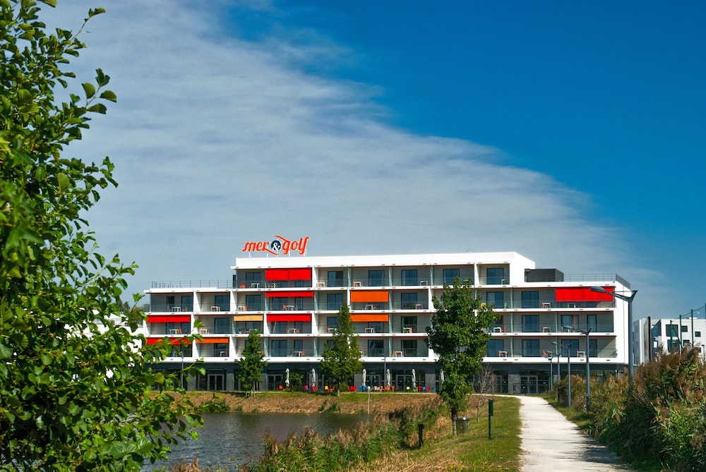 Appart-Hotel Mer & Golf City Bordeaux Bruges in BRUGES - BORDEAUX