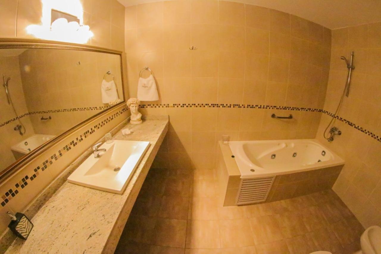 Hostal Del Sol 55/55