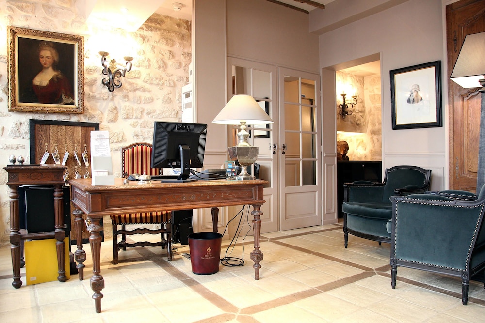 Hotel Saint Louis En L Isle 52/64