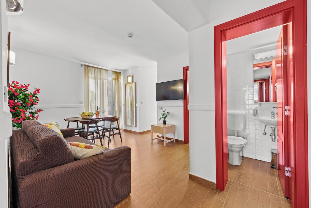 Amadria Park Apartments 18/55