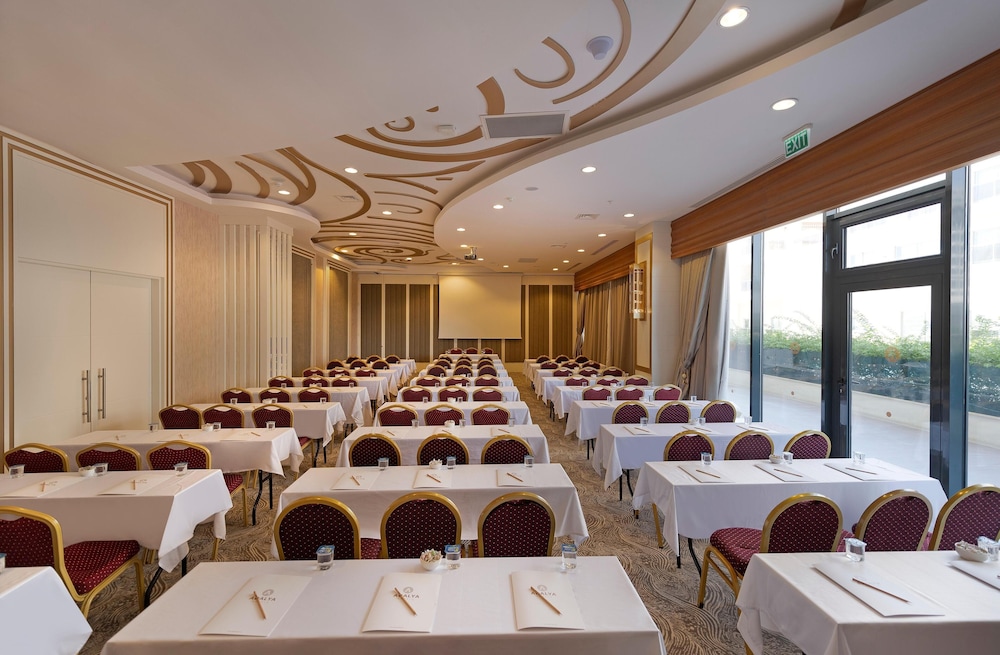 Adalya Elite Lara Hotel 60/72