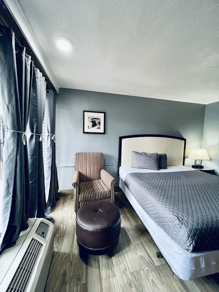 Extended Stay SA 11/30