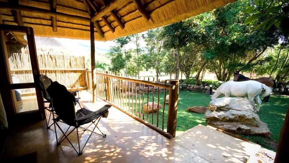 Caracal Lodge 9/36