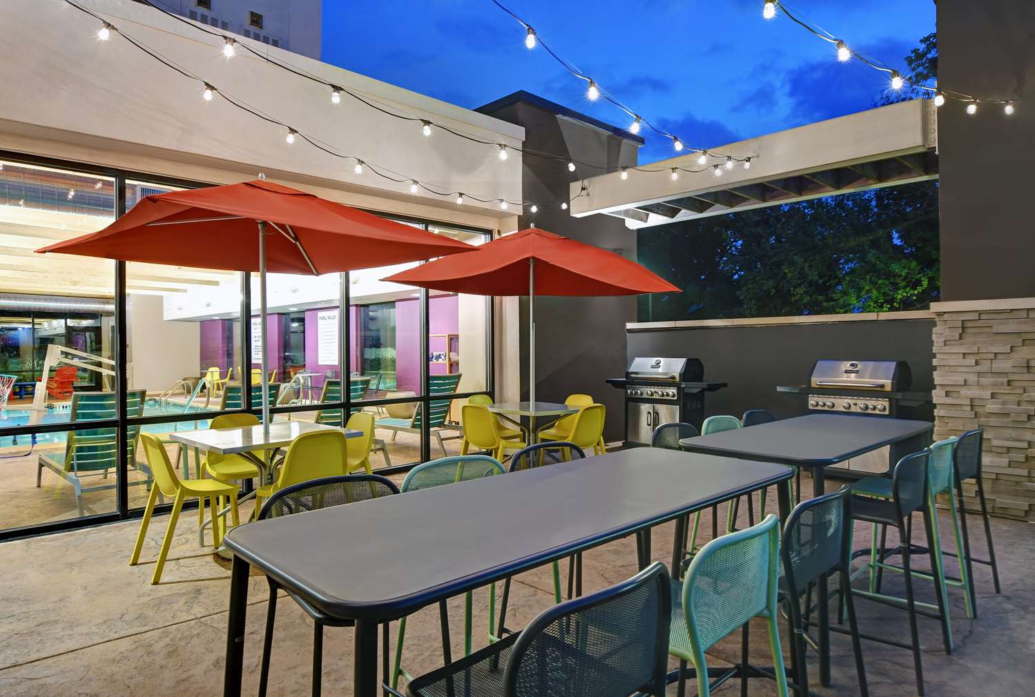 restaurant cafeteria