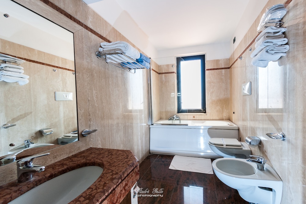 Arcobaleno Residence Hotel 62/62