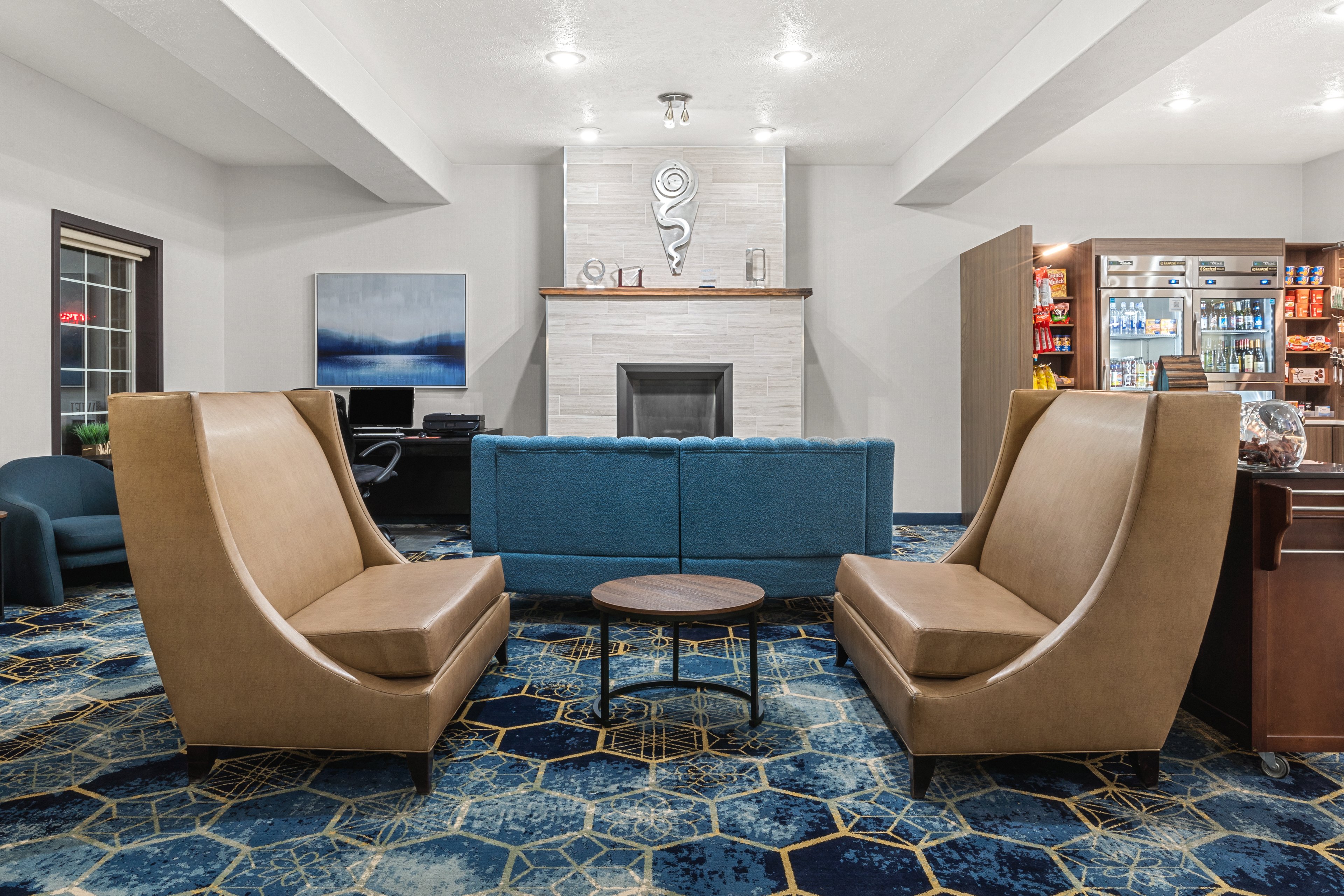 Holiday Inn Express Hotel Wenatchee 55/57