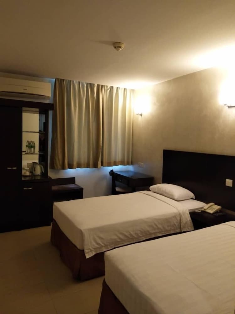 My Inn Hotel 10/19