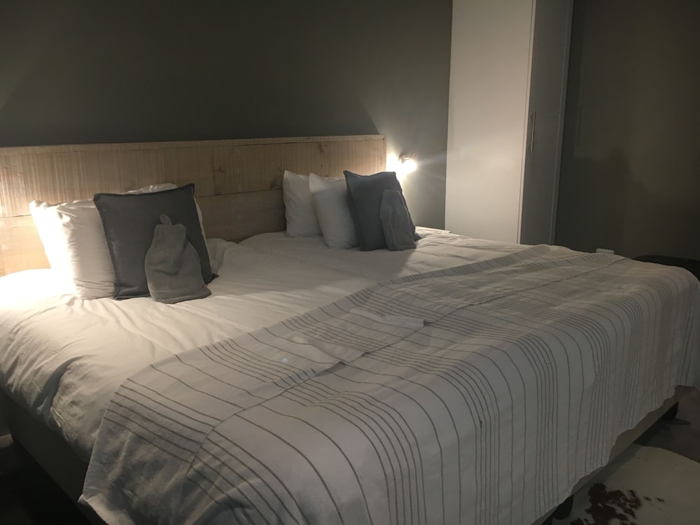 A Stone S Throw Accommodation 8/35