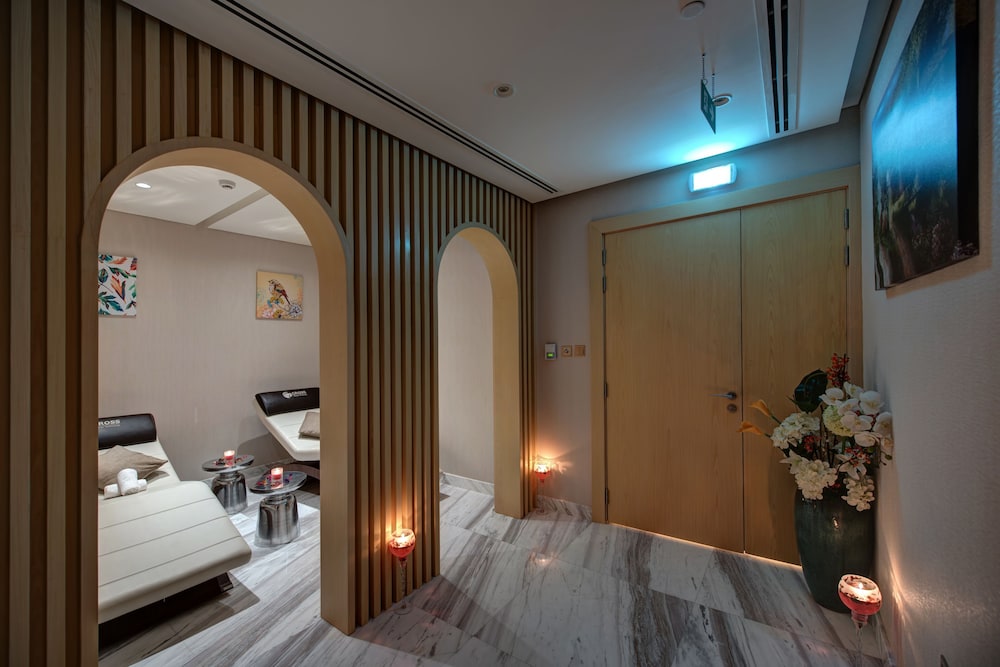 The S Hotel Al Barsha 16/37
