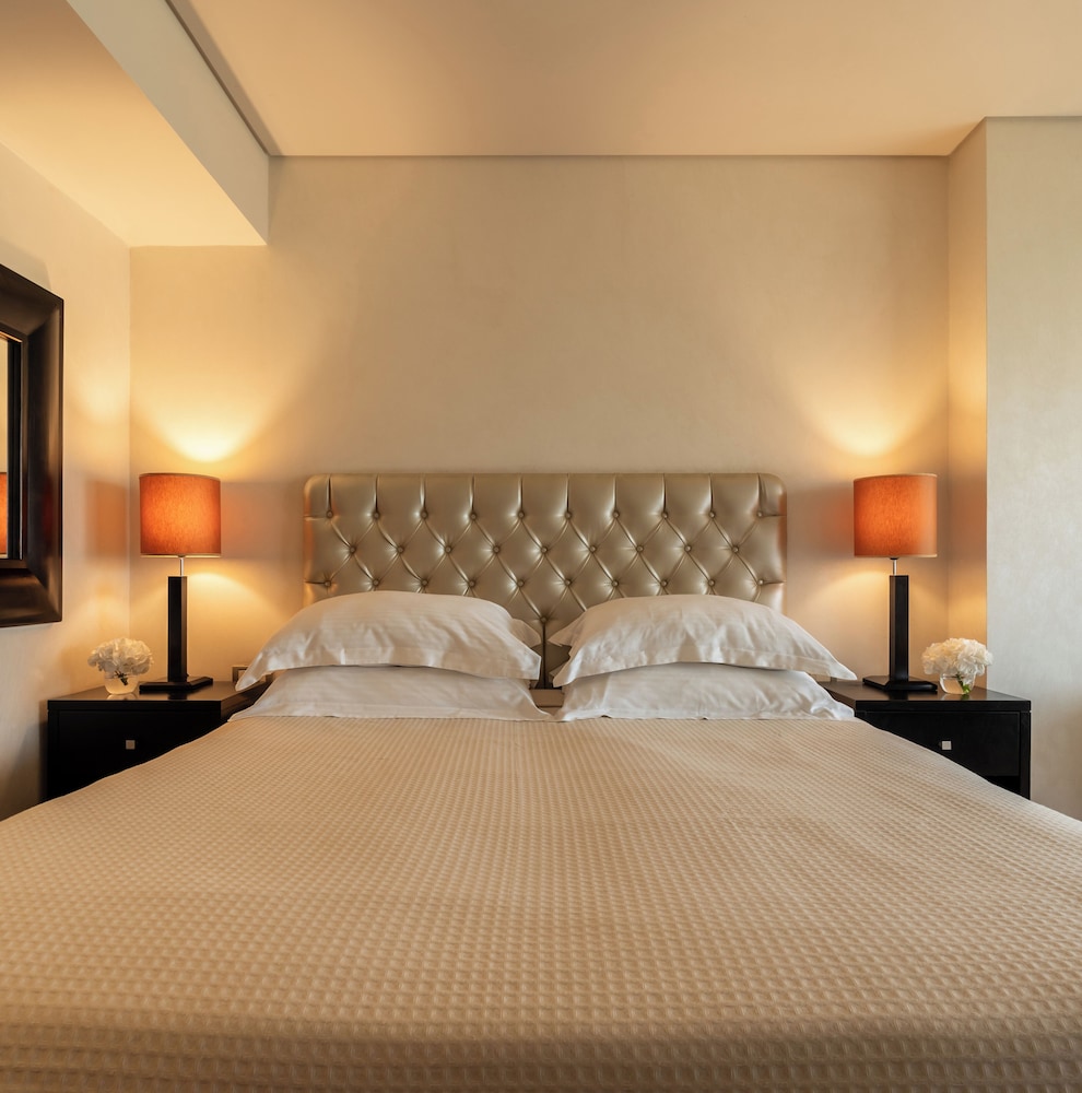 COMFORT, DOUBLE BED, CITY VIEW
