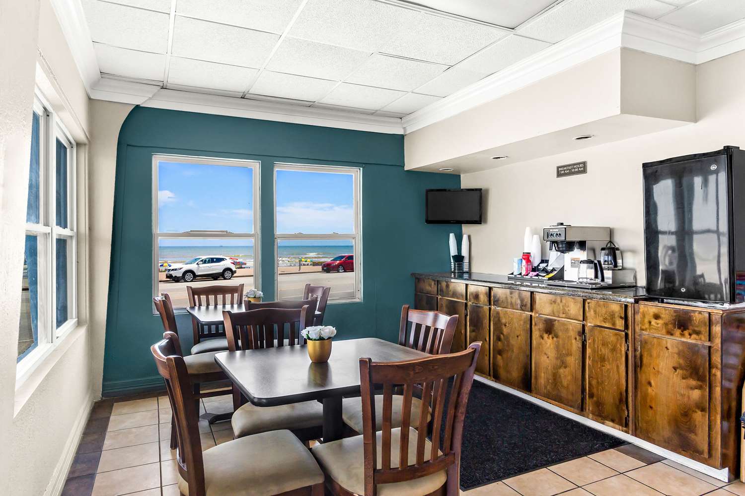 Econo Lodge Galveston Seawall, TX 8/22