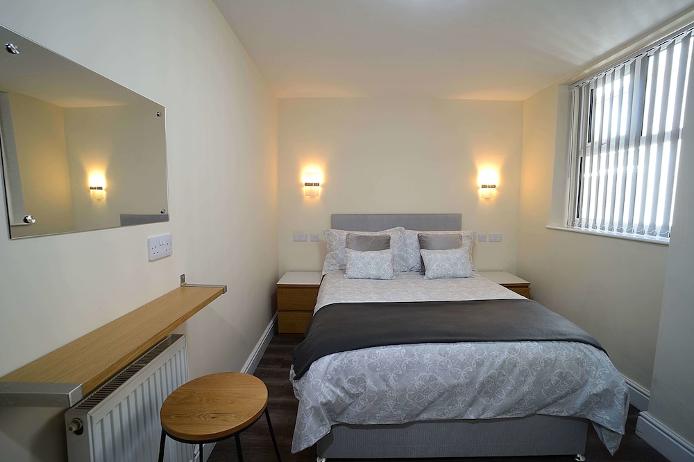 Twelve Self Serviced Apartments 18/50