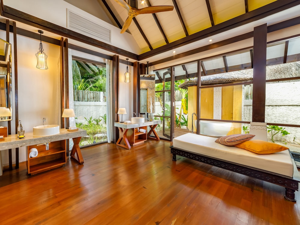 Ozen Reserve Bolifushi 45/136