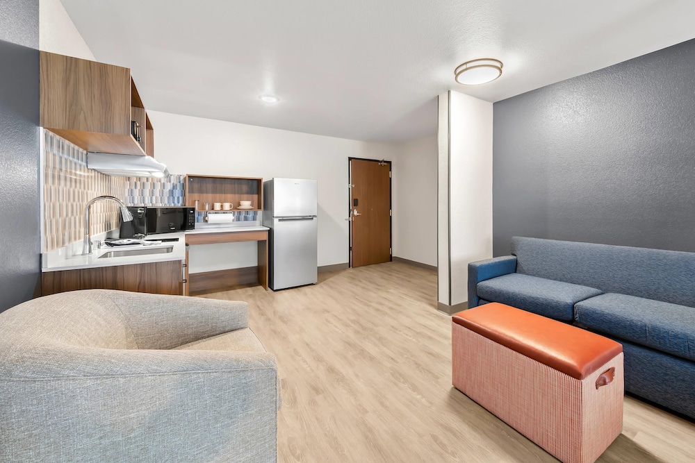 Everhome Suites San Bernardino - Loma Linda 38/59