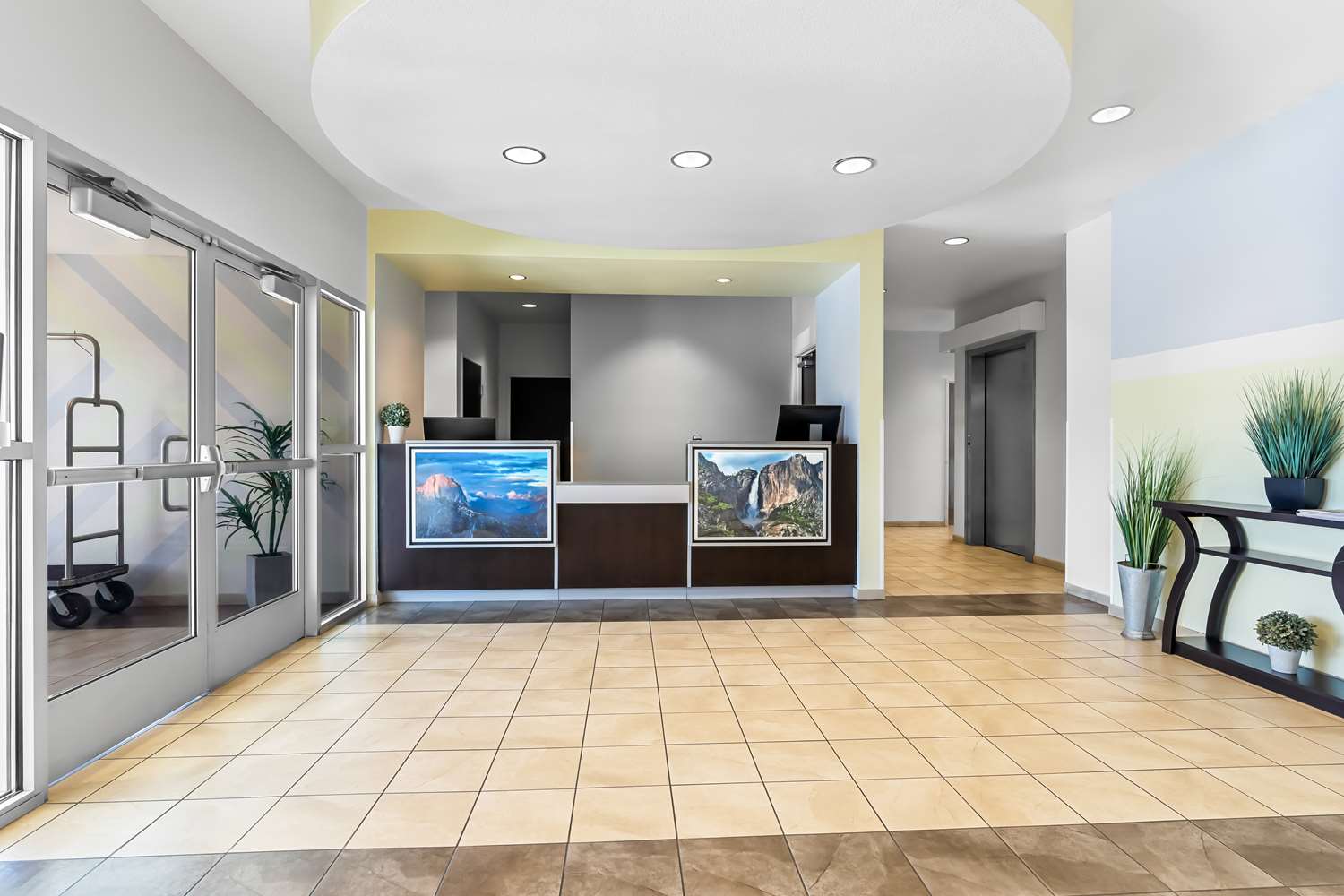 SureStay by Best Western Livingston Merced County 5/10