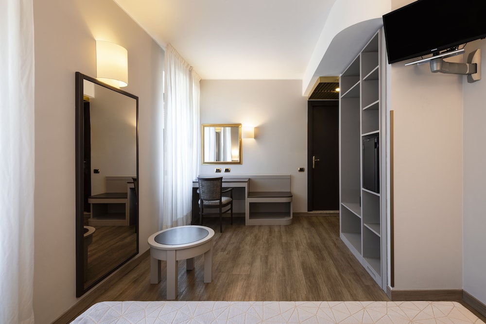 1 Bedroom, Triple, Mokinba Hotel Baviera 9/9