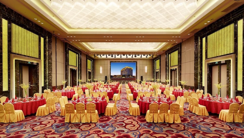 Mingcheng Jin Jiang Hotel 51/54