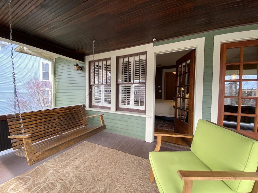 Showers Inn 35/71