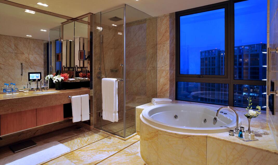 Guoman Hotel Shanghai 42/45