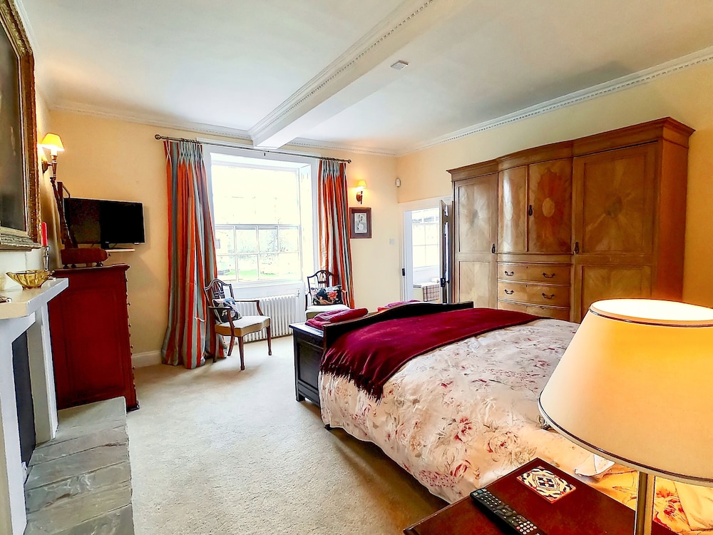 River Nene Cottages 8/50