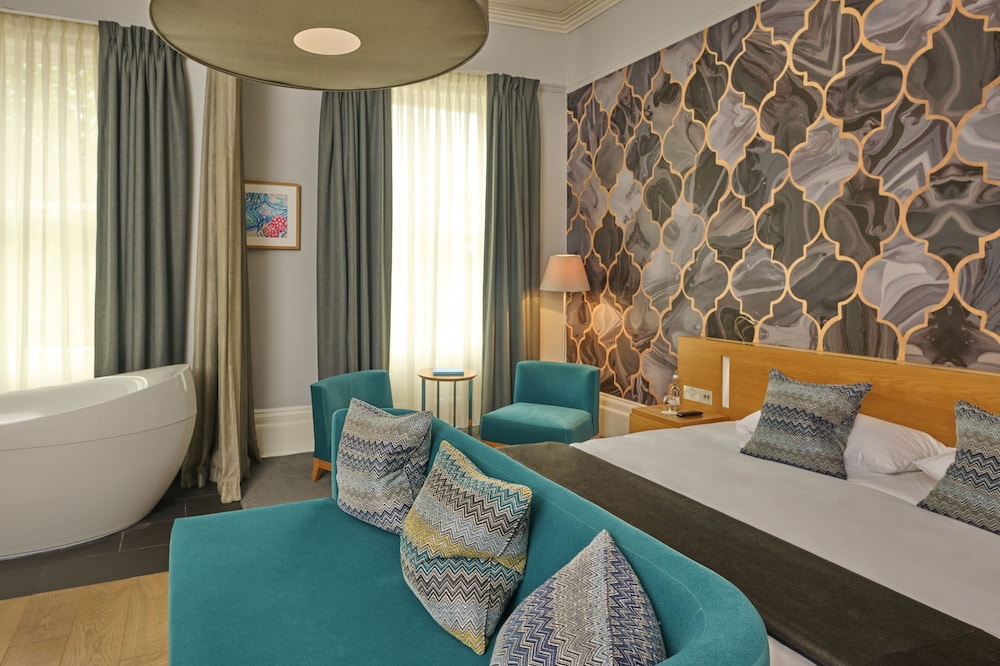 Malmaison Cheltenham 47/63