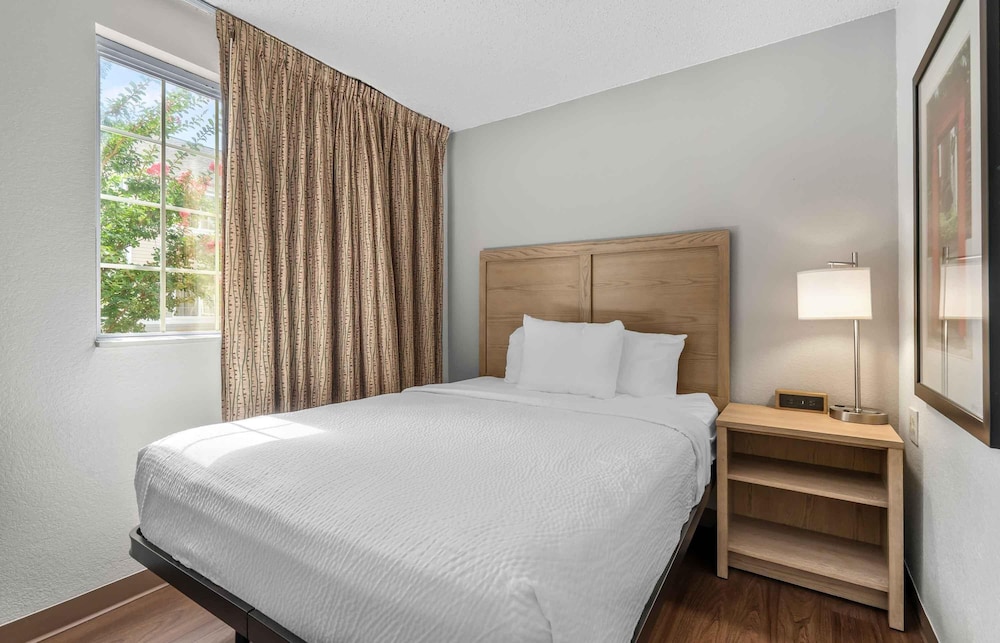 Extended Stay America - Dallas - Plano Parkway 23/64
