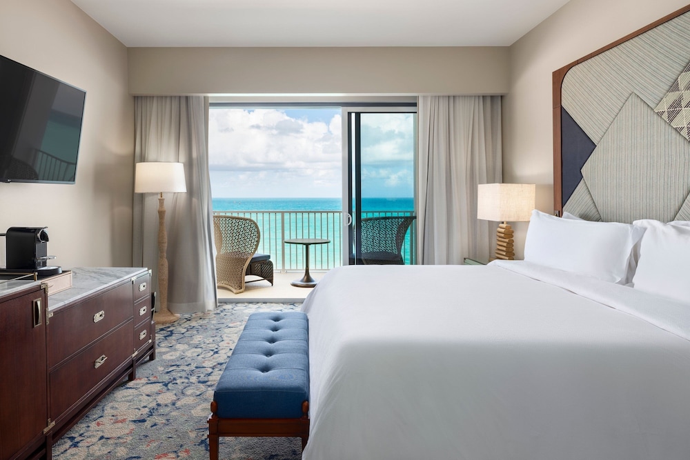 1 Bedroom, Fort, Suite, King Bed, Ocean Front