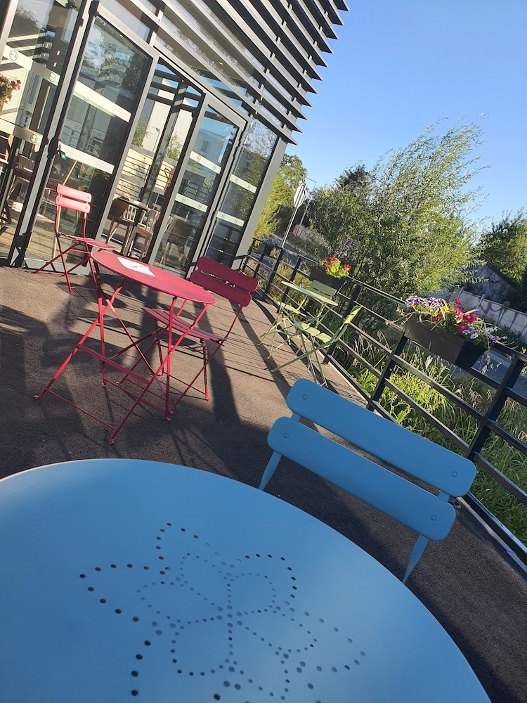 B&B HOTEL Paris Igny Palaiseau 40/43