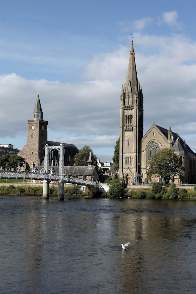 AC Hotel Inverness 52/60