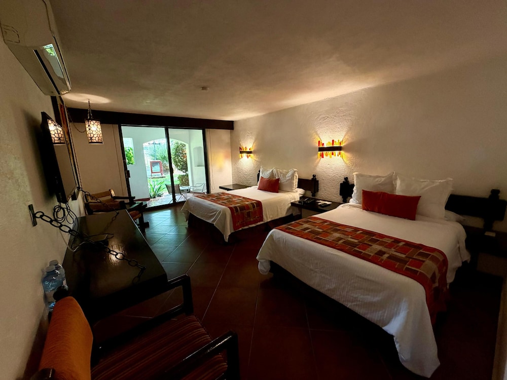 Hotel Hacienda Taboada 20/70