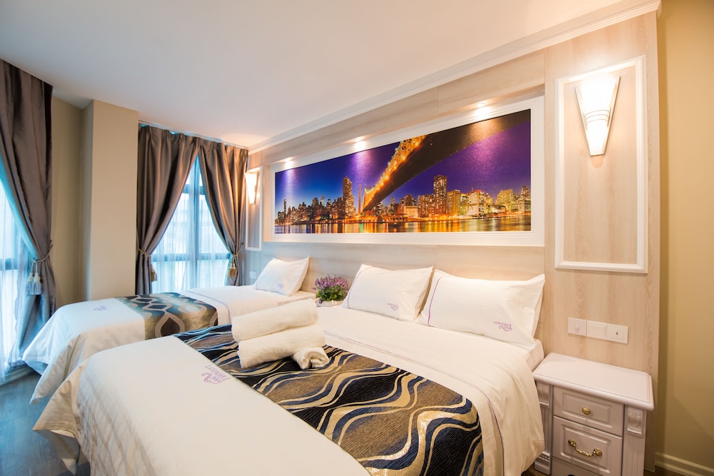 Lavender Inn Usj 11/22