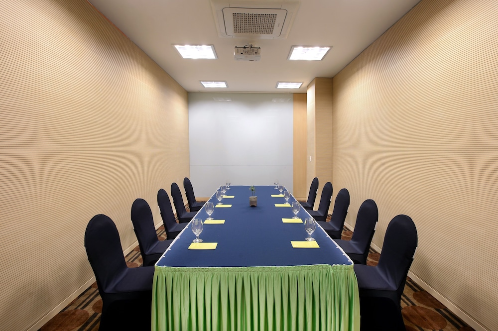 Jeju Aerospace Hotel 34/39