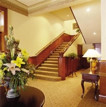 Royal Exchange Hotel 29/67