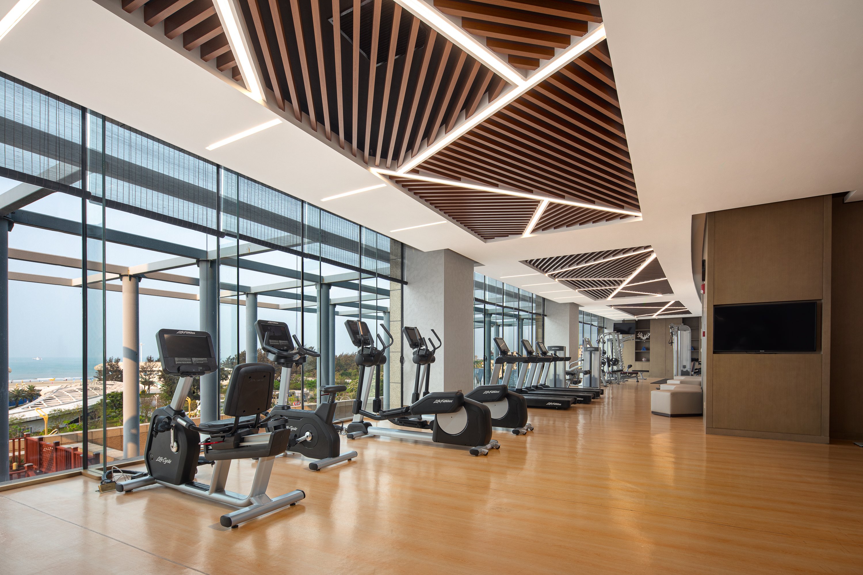 Crowne Plaza Beihai Silver Beach 25/50