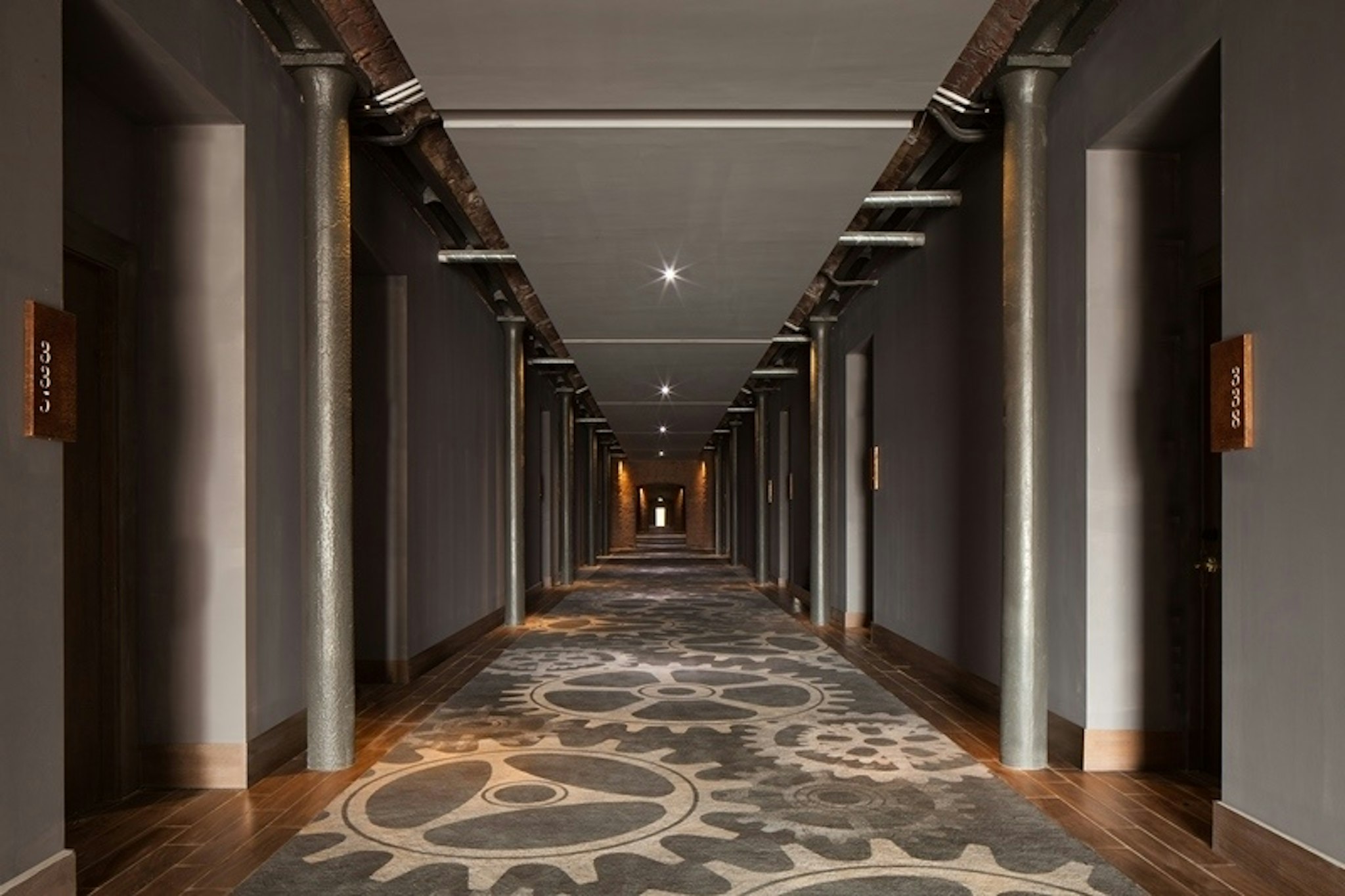 TITANIC HOTEL LIVERPOOL 35/38