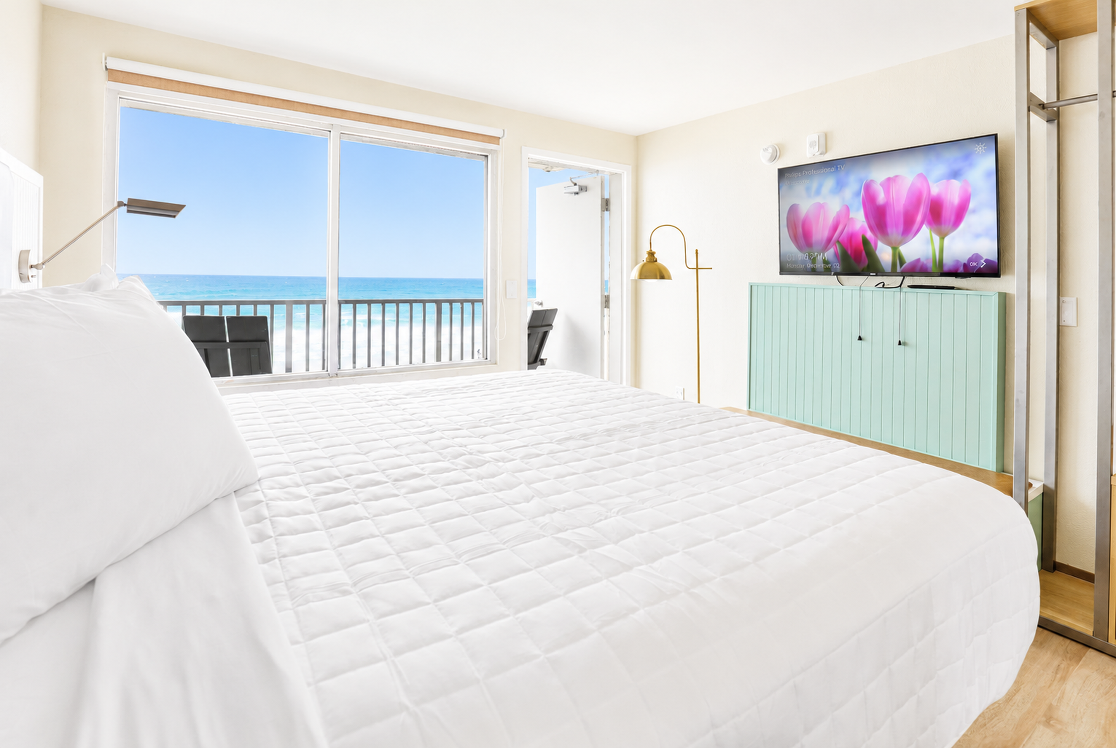 Standard, King Bed, Beach Front