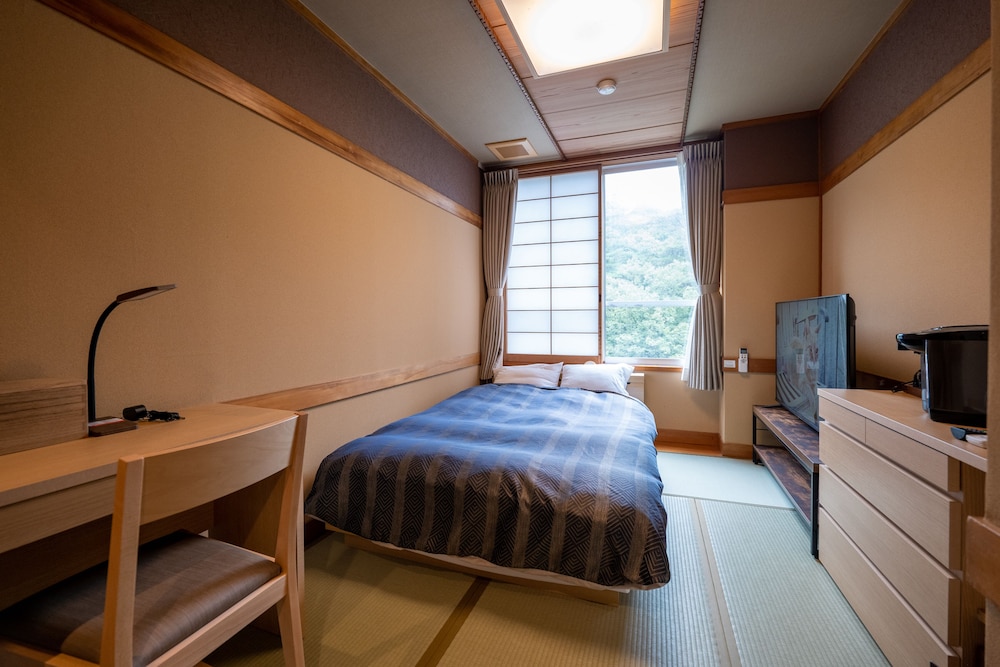 Nikko Garden Hotel 9/50