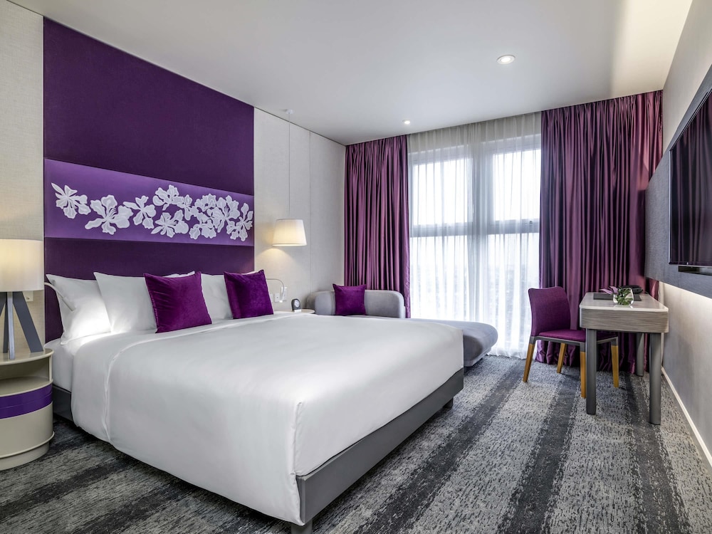 Mercure Hai Phong 27/77