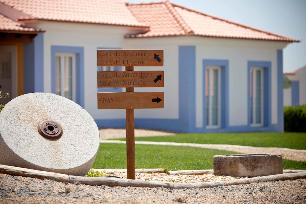 Monte Do Giestal Casas de Campo And Spa 40/50