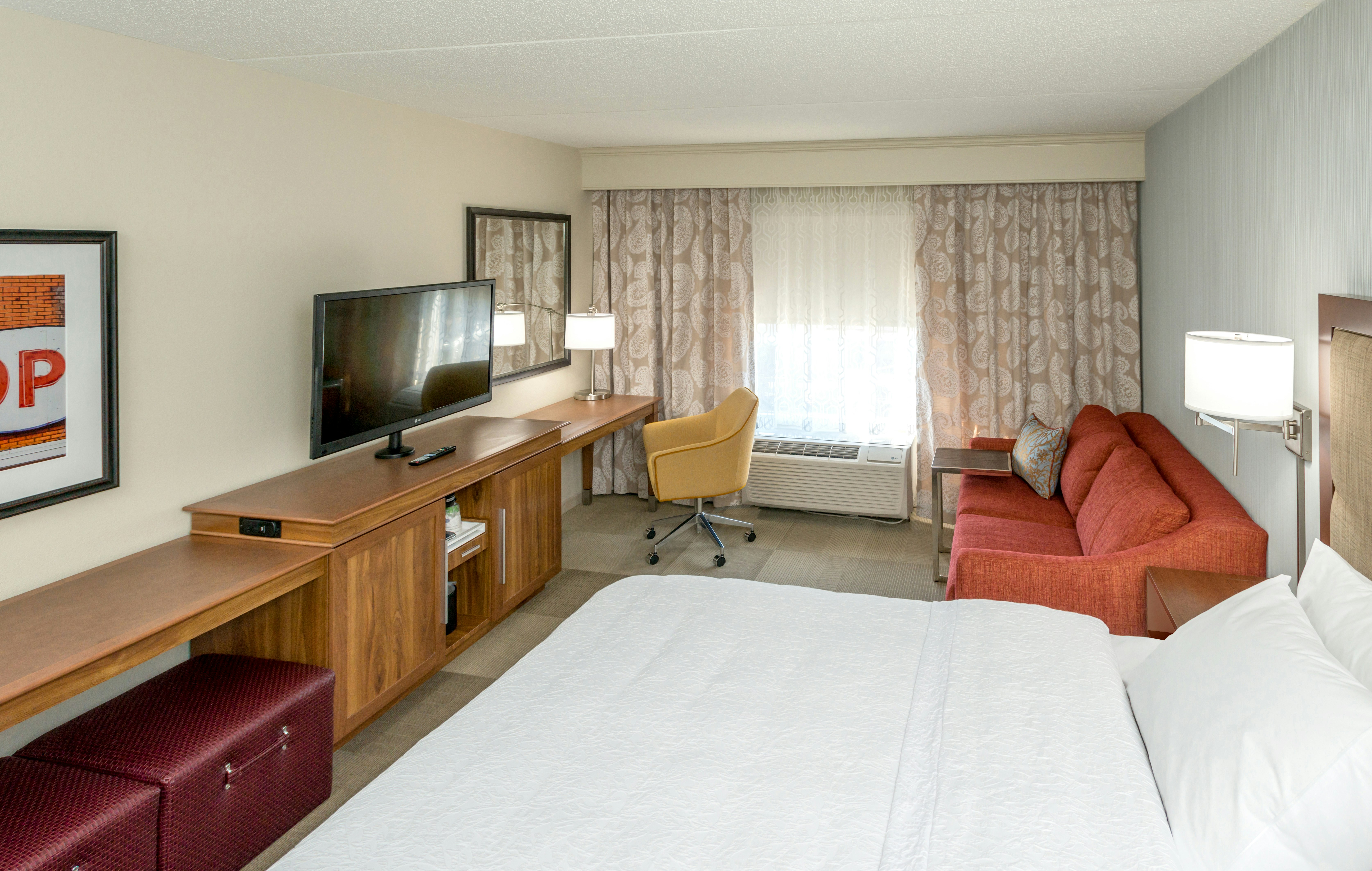 Home2 Suites by Hilton Thunder Bay 12/44