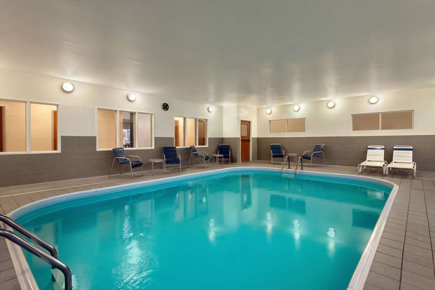 Best Western Plus Paper Valley Hotel 7/18