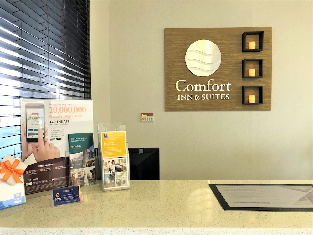 Comfort Inn & Suites Beaverton - Portland West 34/41