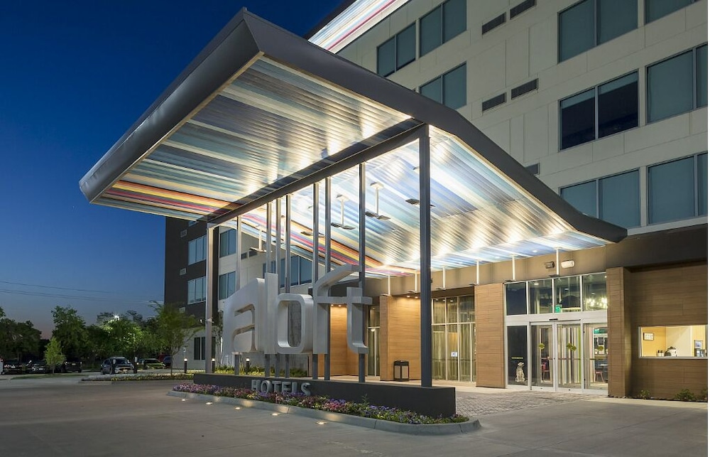 Aloft Dallas DFW Airport Grapevine 21/27