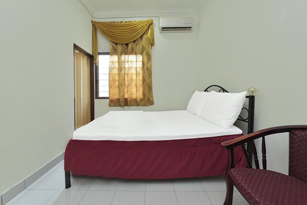 OYO Home 90388 Homestay Masha 13/26