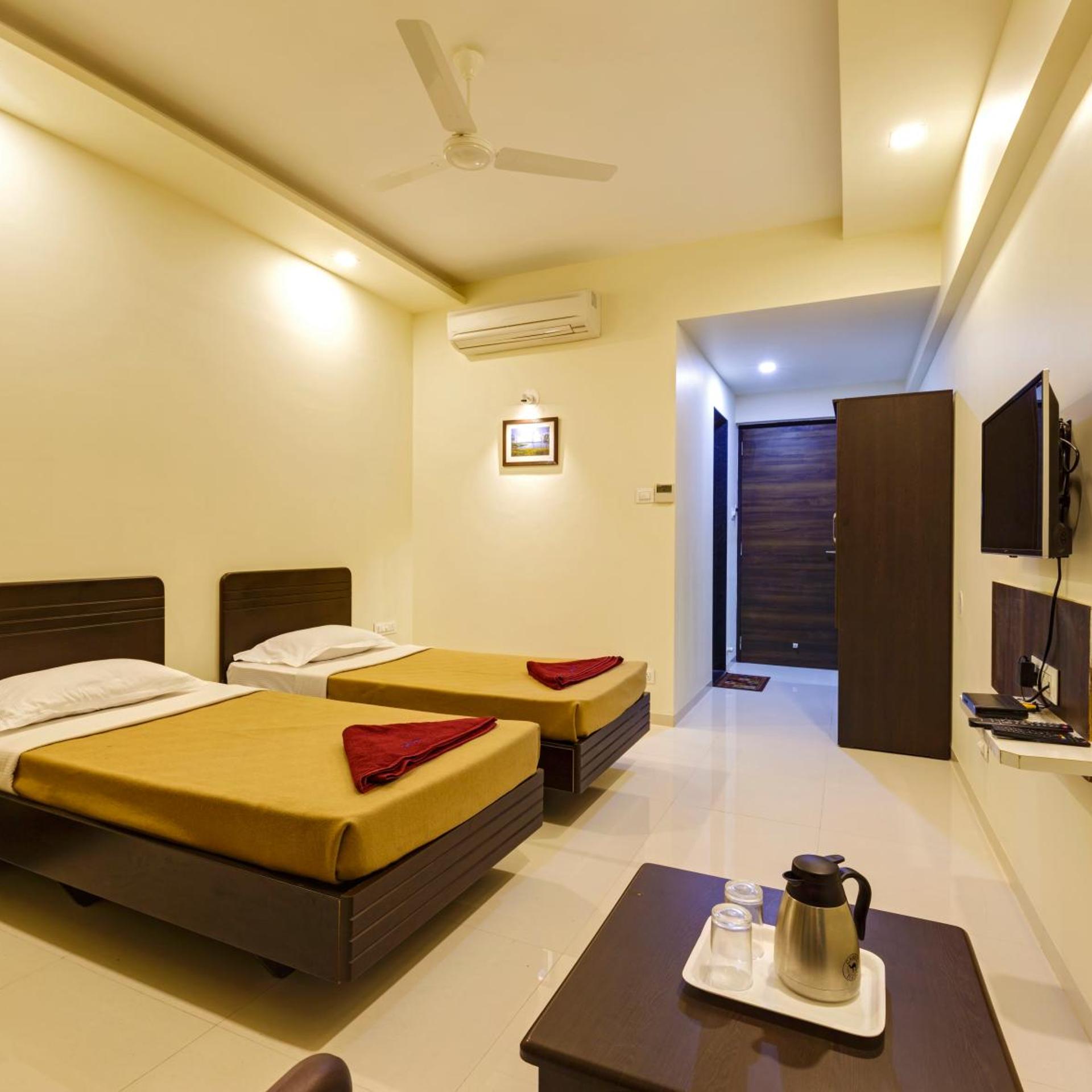 Galaxy Inn 28/50