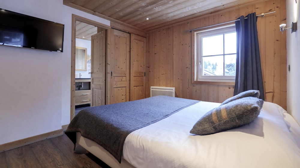 CLASSIC, DOUBLE OR TWIN BED