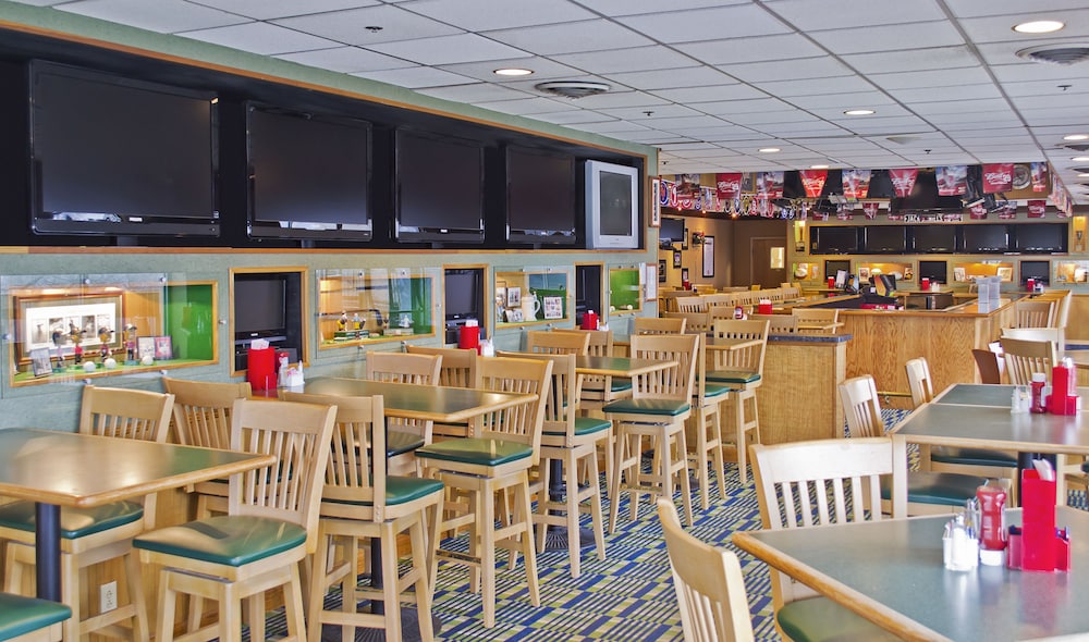 restaurant cafeteria