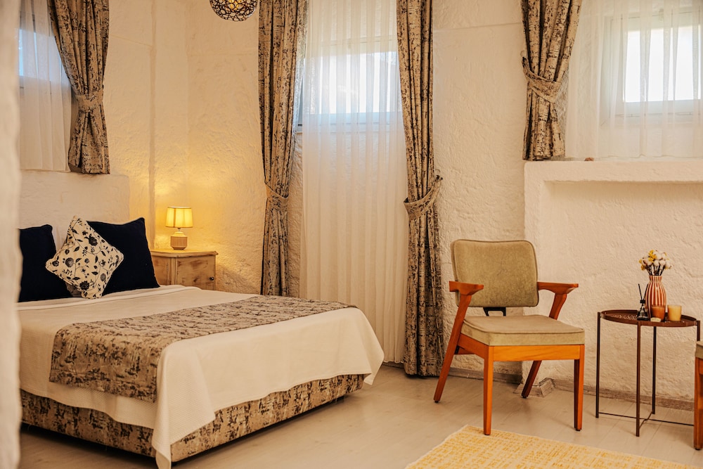 Bizim Ev Hotel - Adults Only 9/50