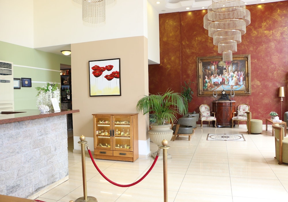 Al Murjan Palace Hotel, Jounieh 57/77